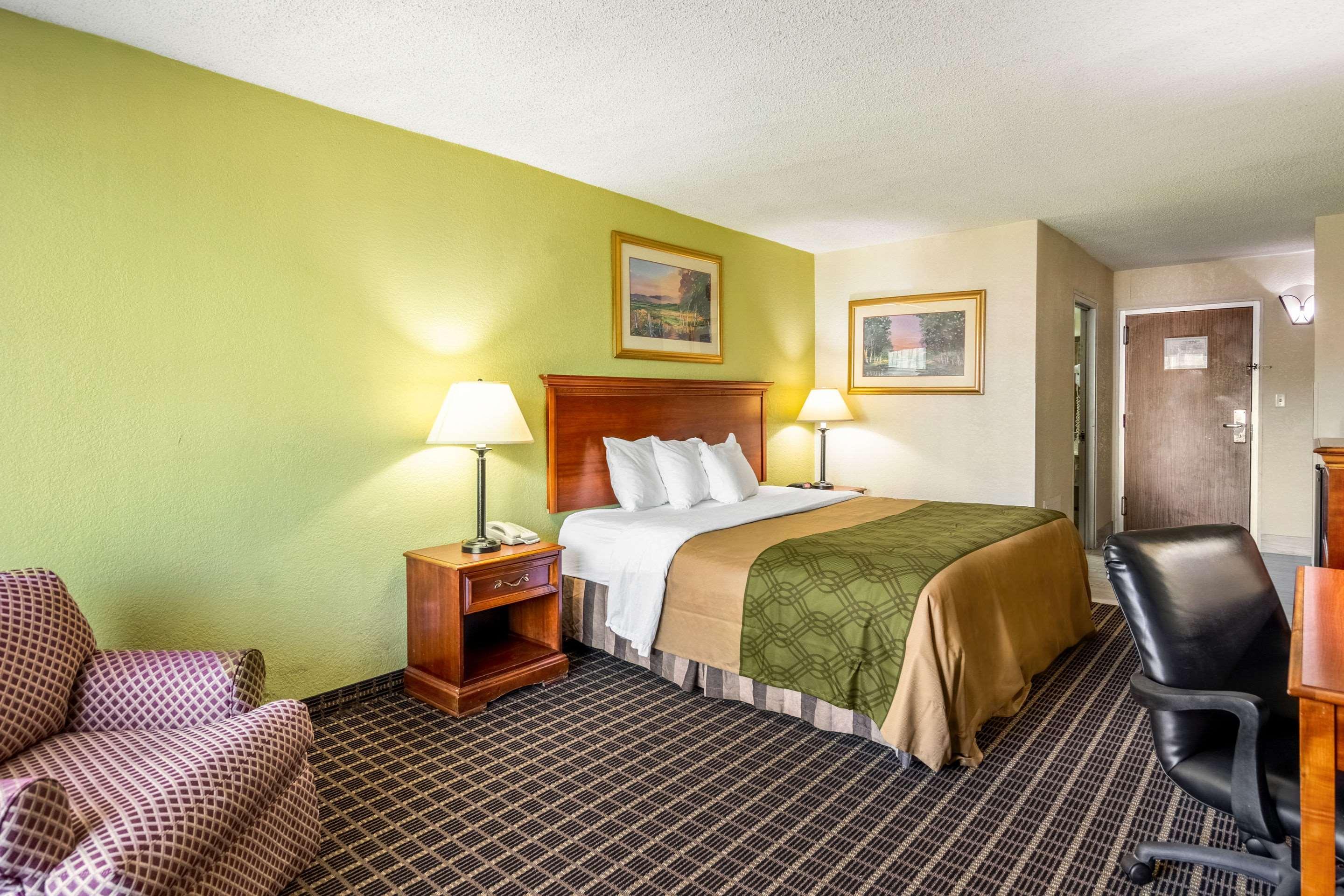 Rodeway Inn Central Richmond Exteriér fotografie