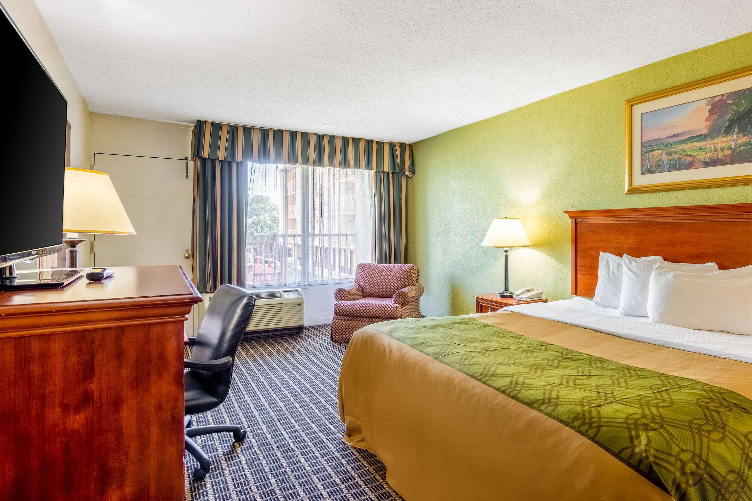 Rodeway Inn Central Richmond Exteriér fotografie